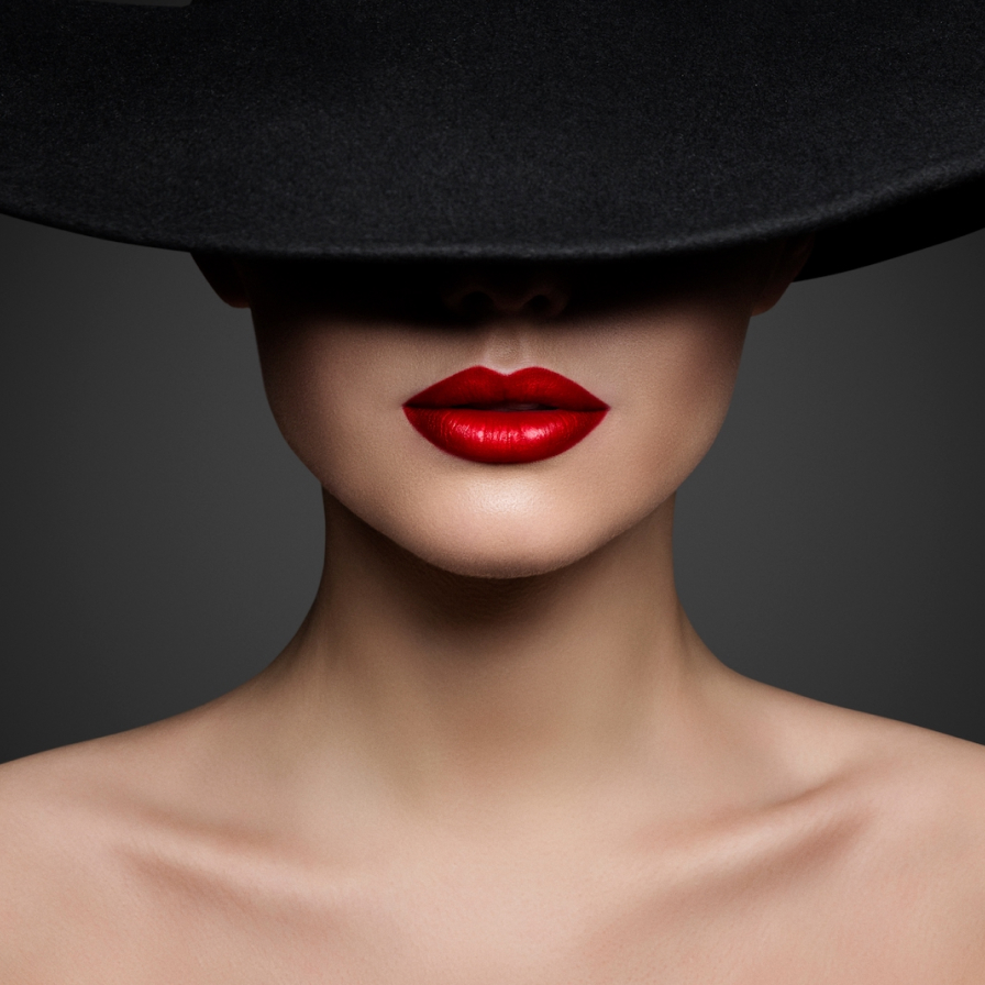 OUTSTANDING ITALIA WORLDWIDE 